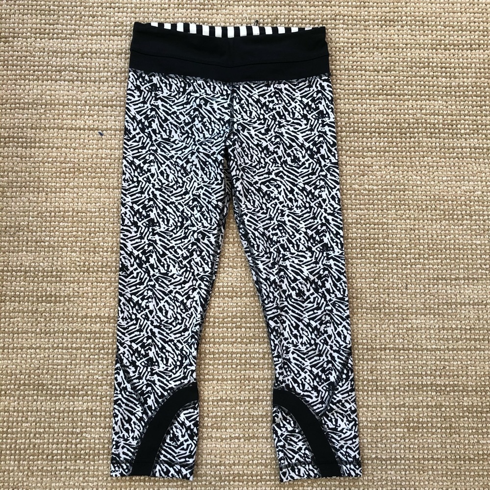 Lululemon Athletica Black and White Crop Leggings
